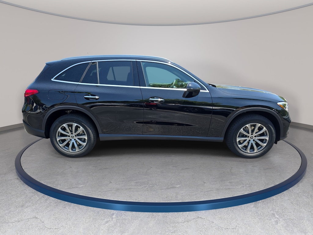 New 2026 Mercedes-Benz GLC 300 4MATIC SUV