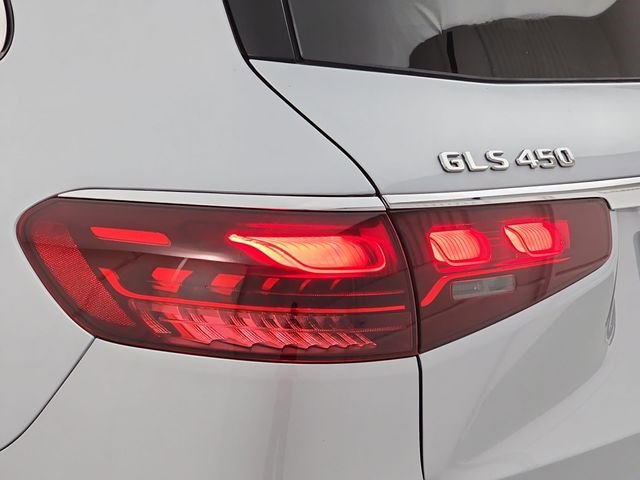2026 Mercedes-Benz GLS Base - Photo 36
