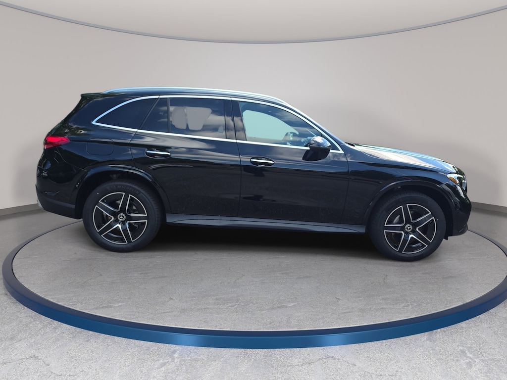 New 2026 Mercedes-Benz GLC 300 4MATIC SUV