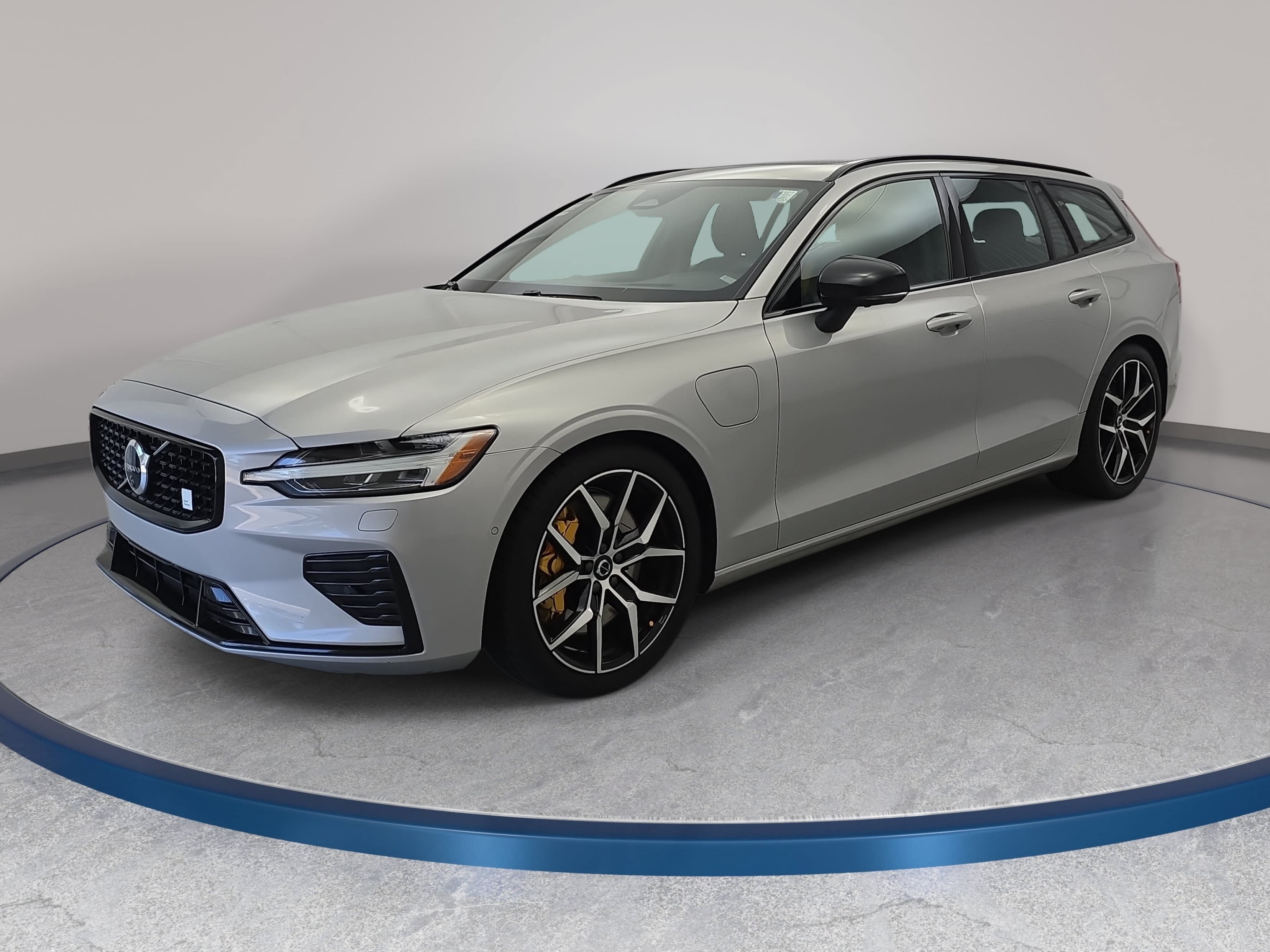  Volvo V60 Recharge Plug-In Hybrid