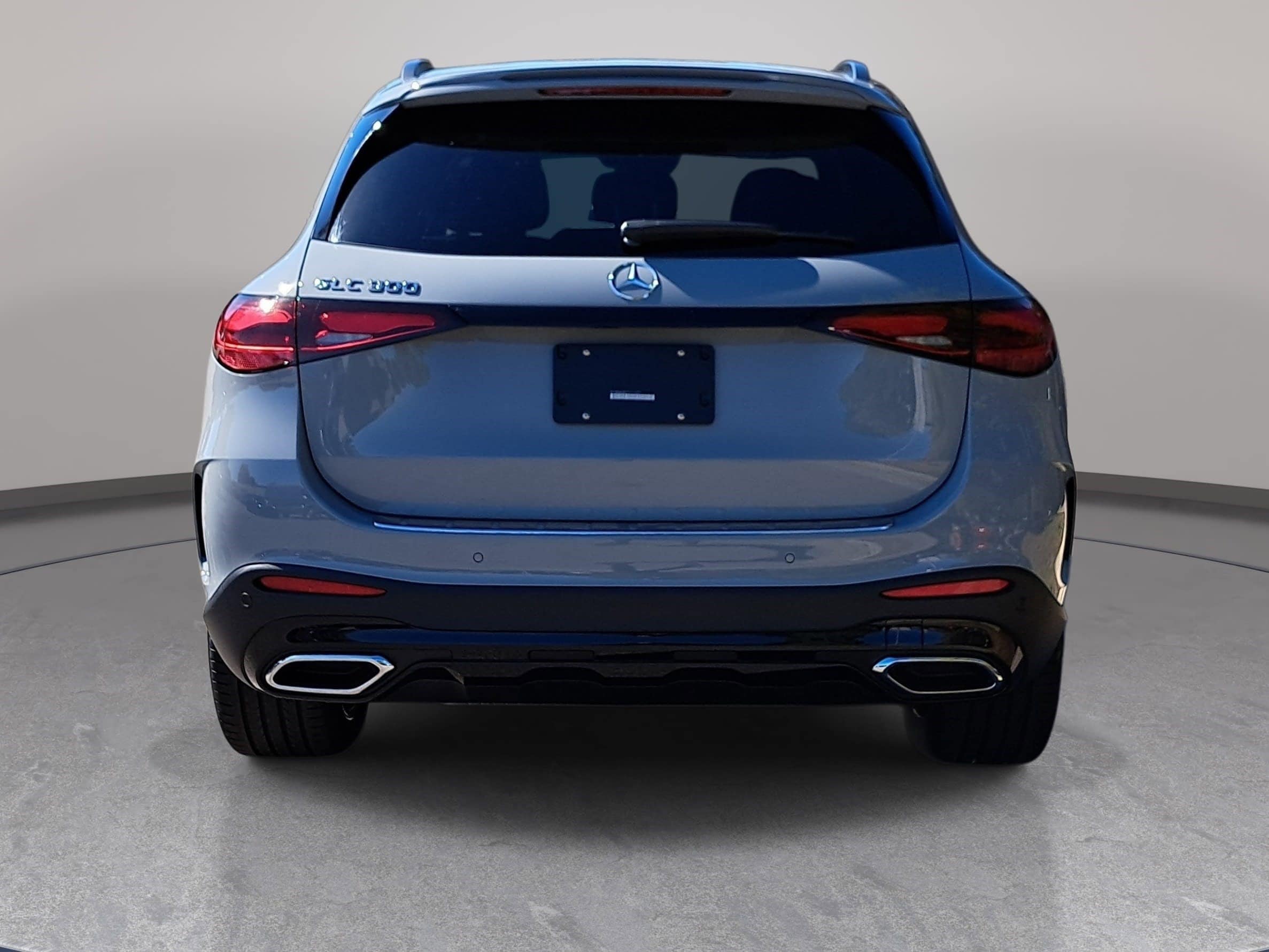 2026 Mercedes-Benz GLC Base - Photo 6