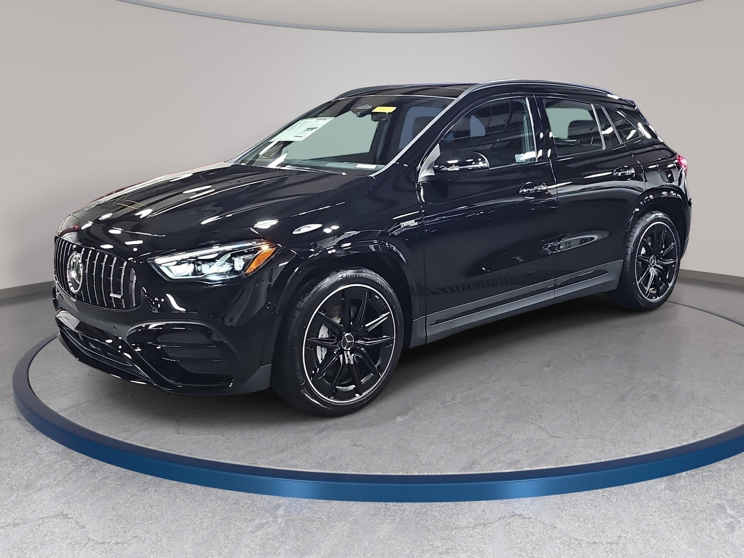  Mercedes-Benz AMG® GLA 35