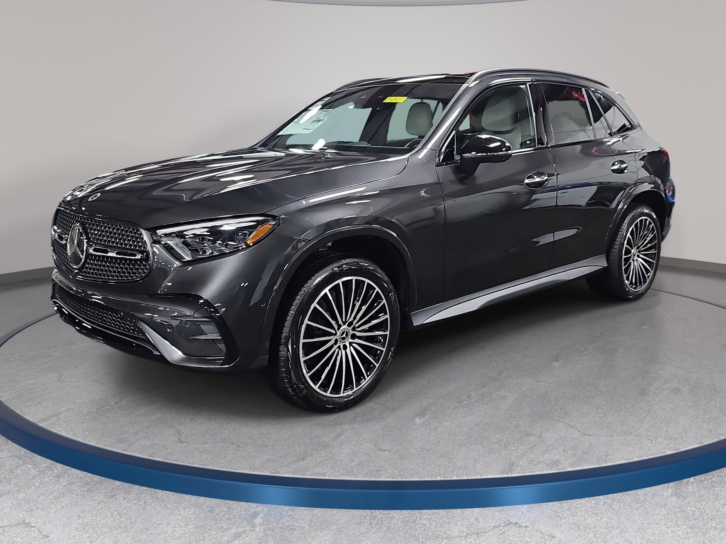 2026 Mercedes-Benz GLC