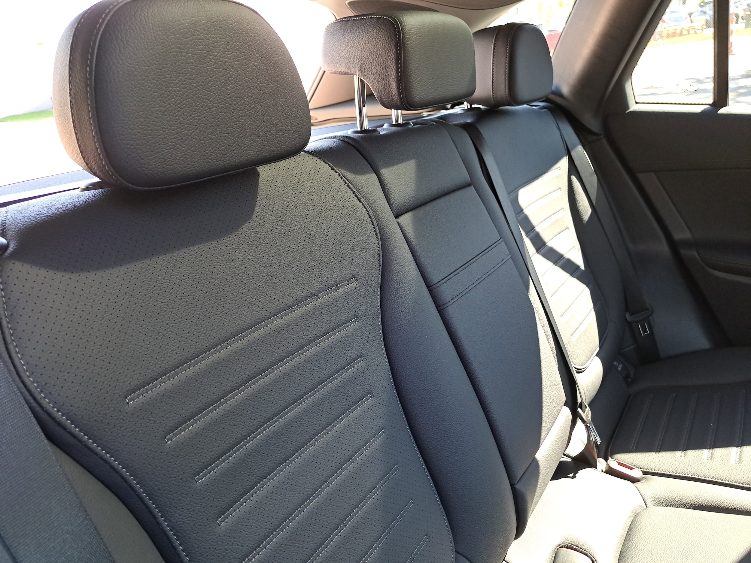2026 Mercedes-Benz GLC Base - Photo 12