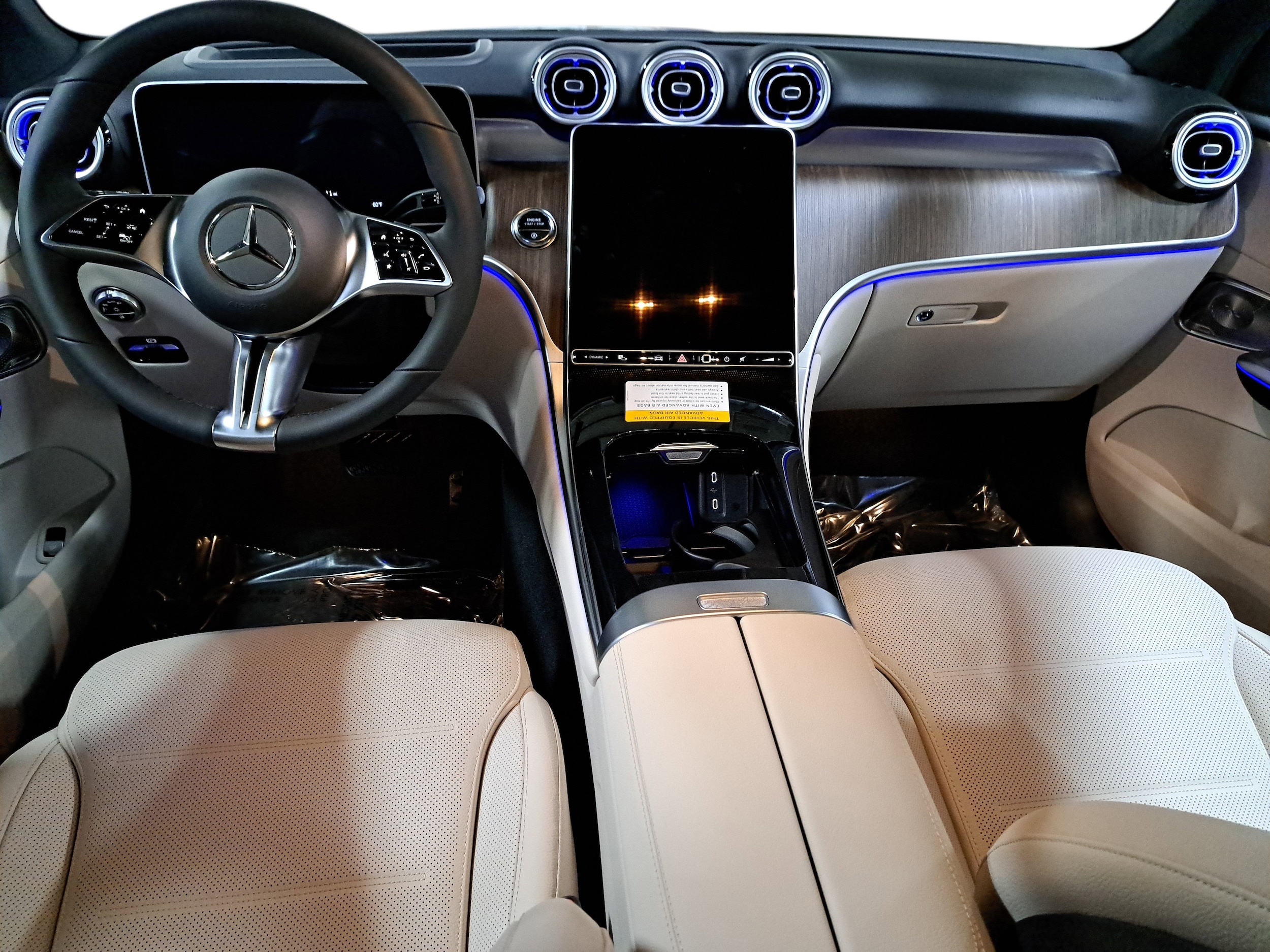 2026 Mercedes-Benz GLC Base - Photo 9