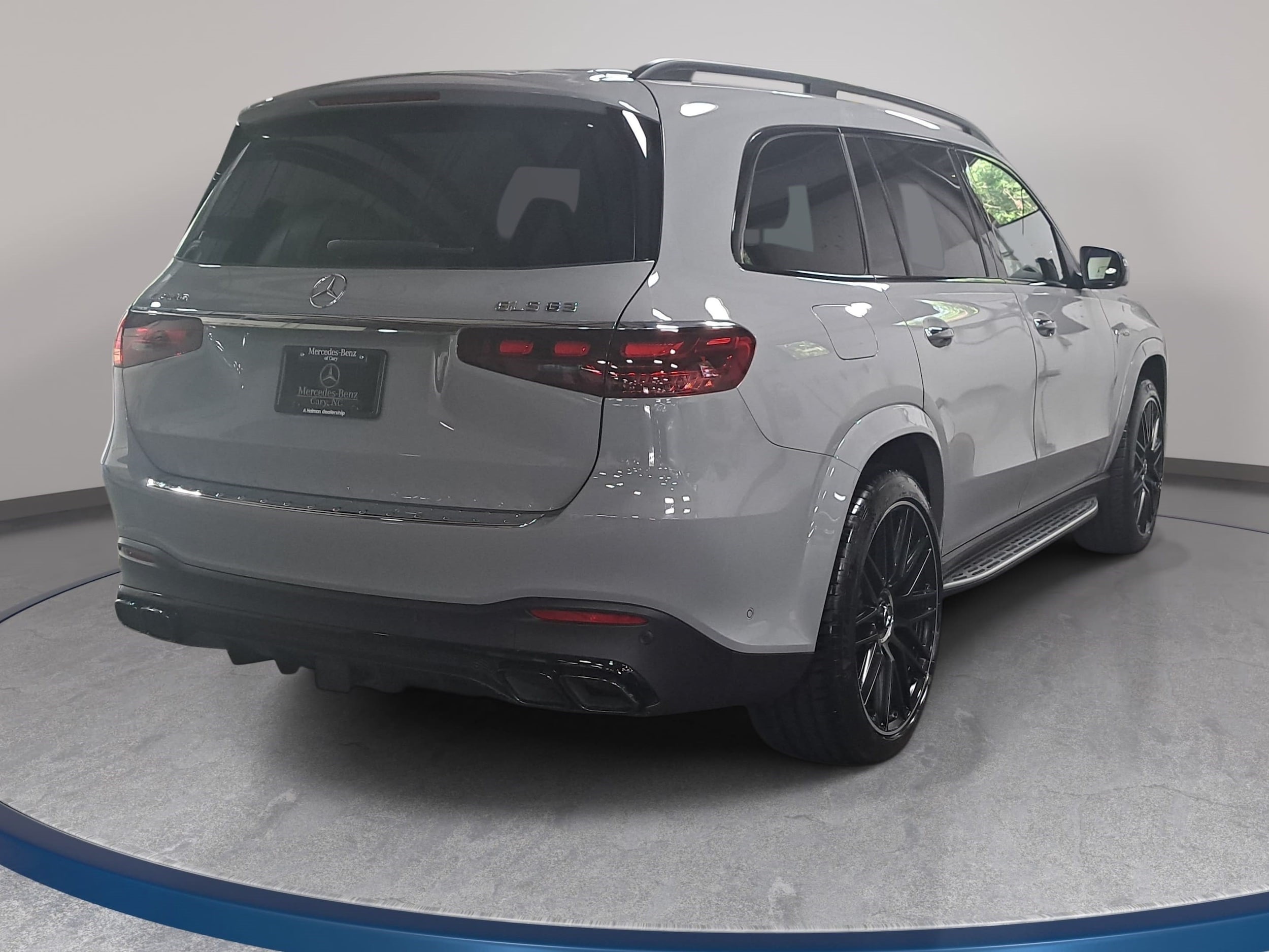 2026 Mercedes-Benz GLS AMG GLS 63 - Photo 5