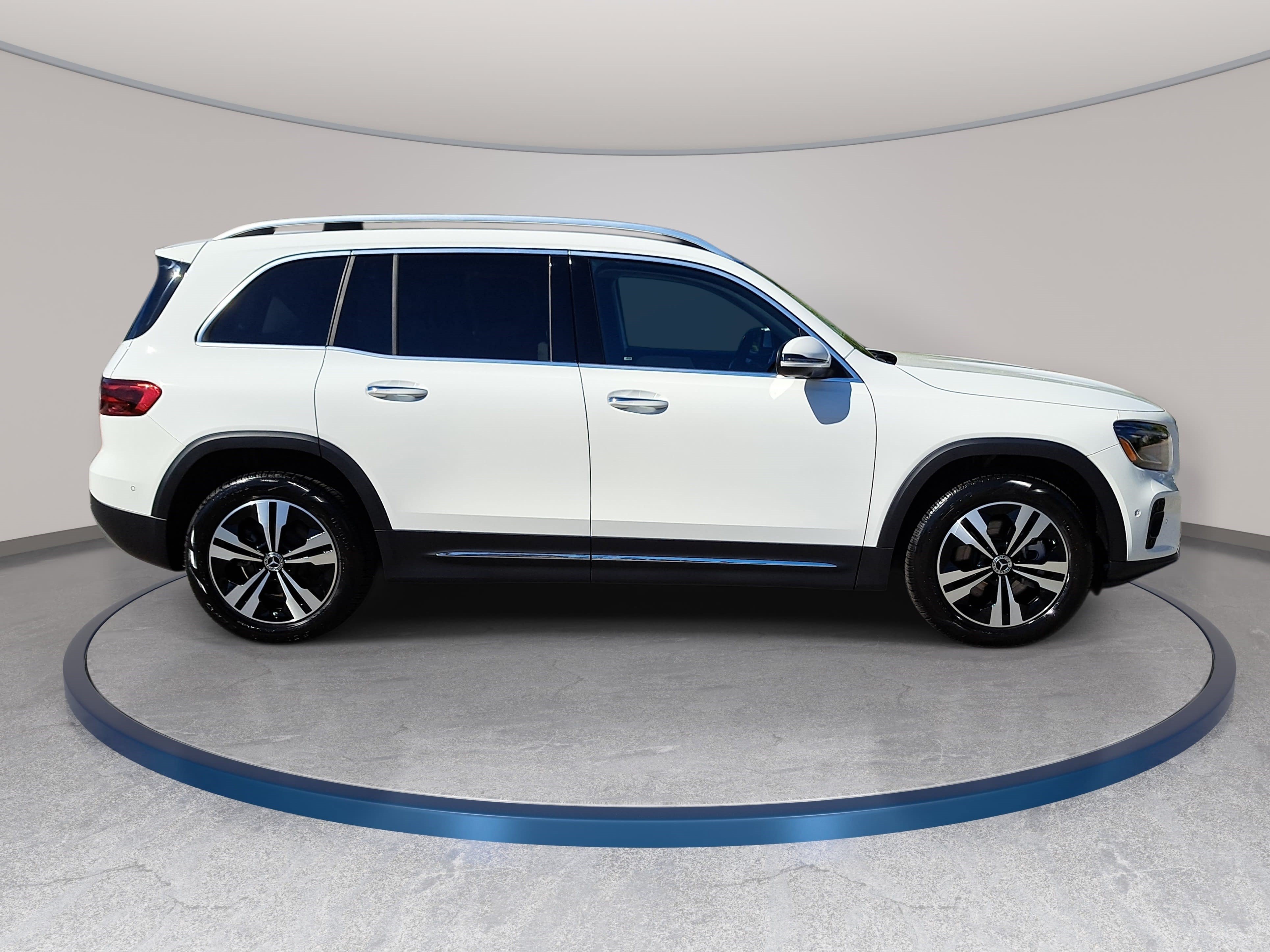 New 2026 Mercedes-Benz GLB 250 SUV