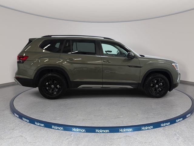 Used 2024 Volkswagen Atlas 2.0T Peak Edition SE w/Technology SUV