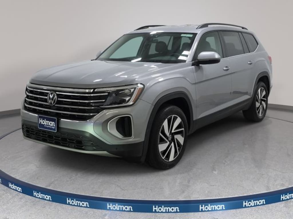 Used 2025 Volkswagen Atlas 2.0T SE w/Technology SUV