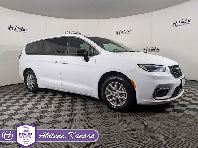 2025 Chrysler Pacifica