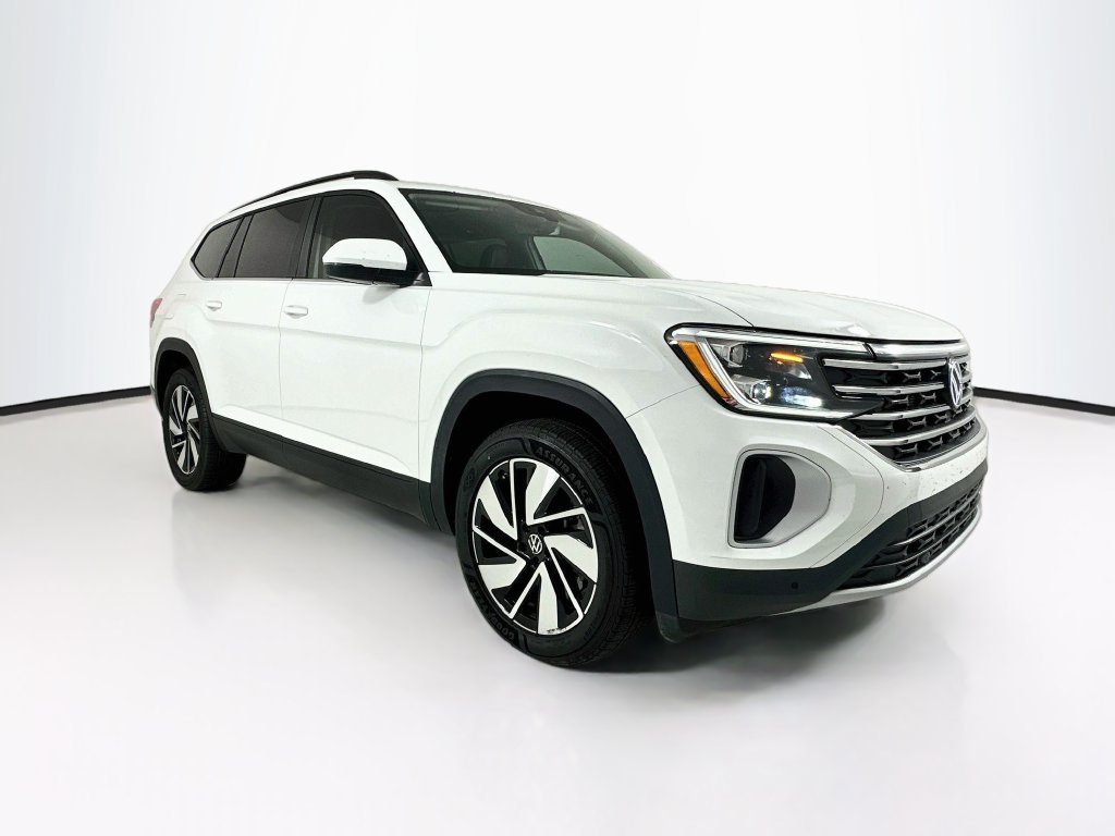 Used 2024 Volkswagen Atlas 2.0T SE w/Technology SUV