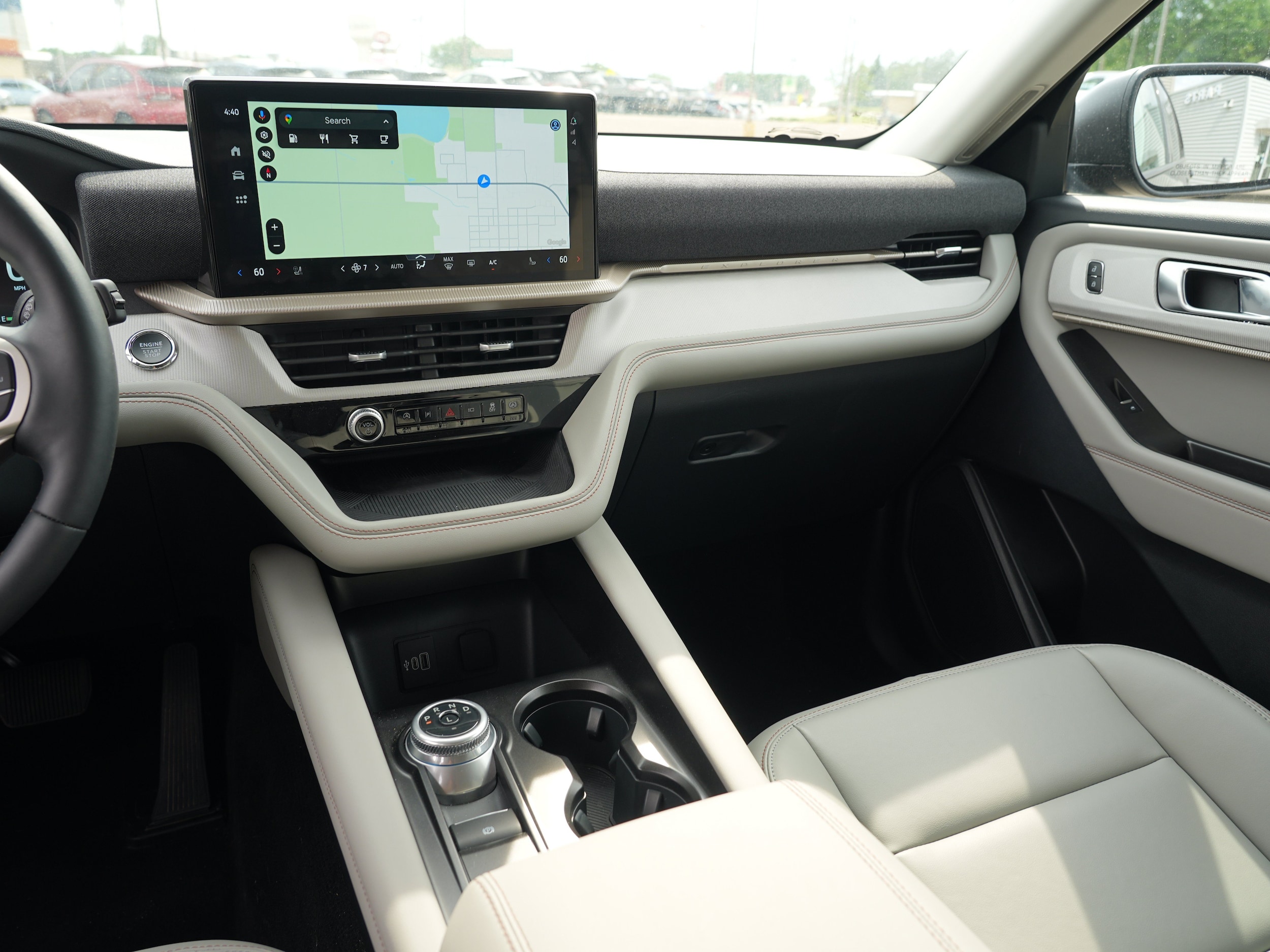 2026 Ford Explorer Active - Photo 18