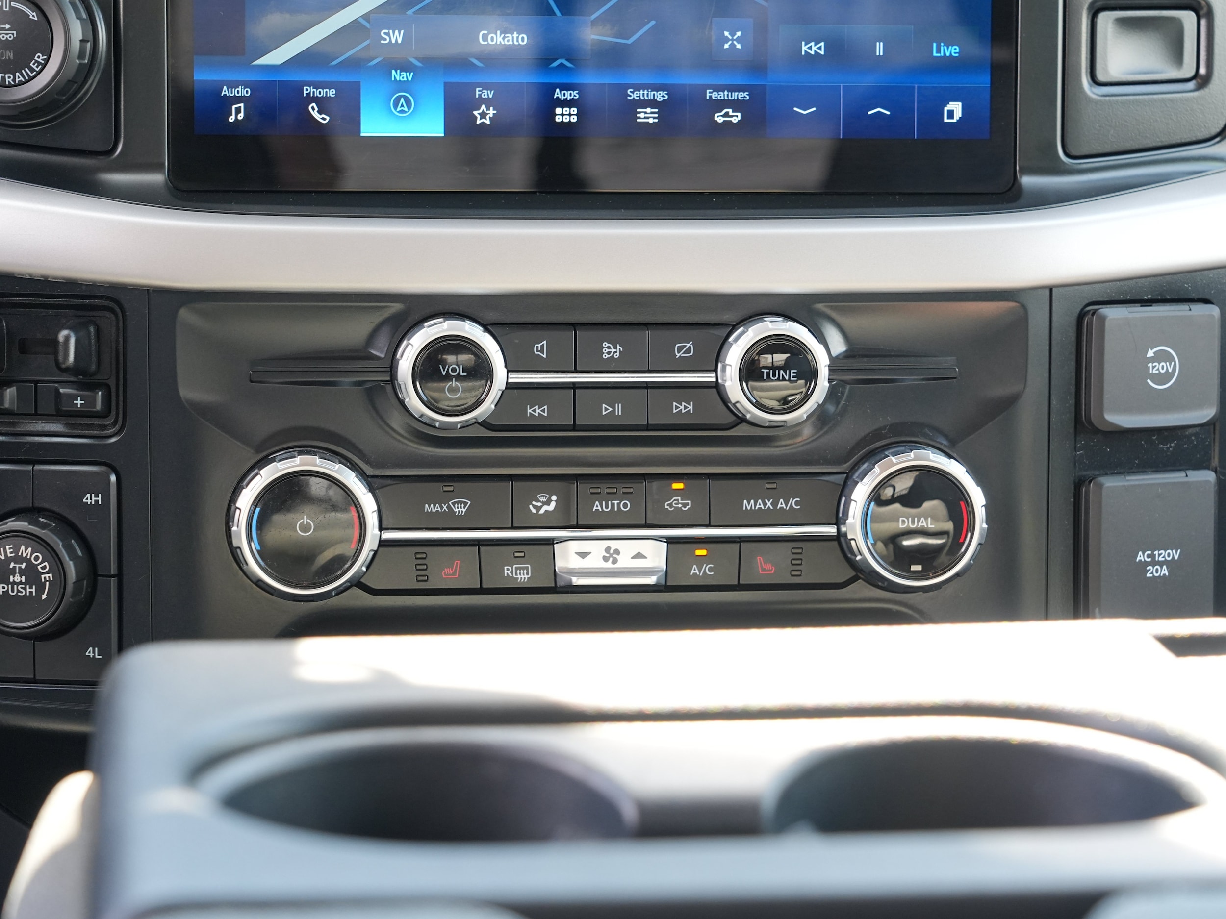 2023 Ford F-150 XLT - Photo 24