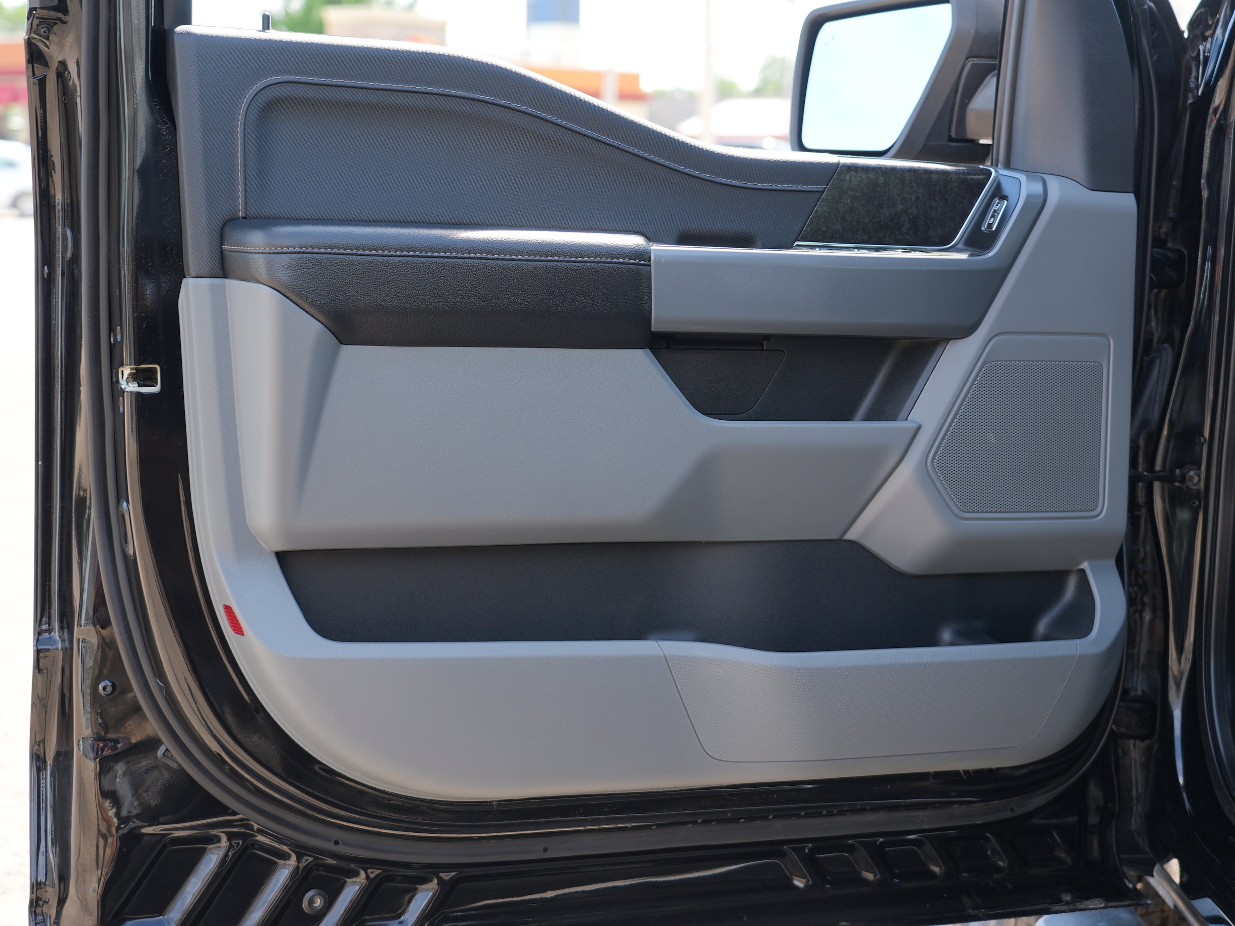2023 Ford F-150 XLT - Photo 14