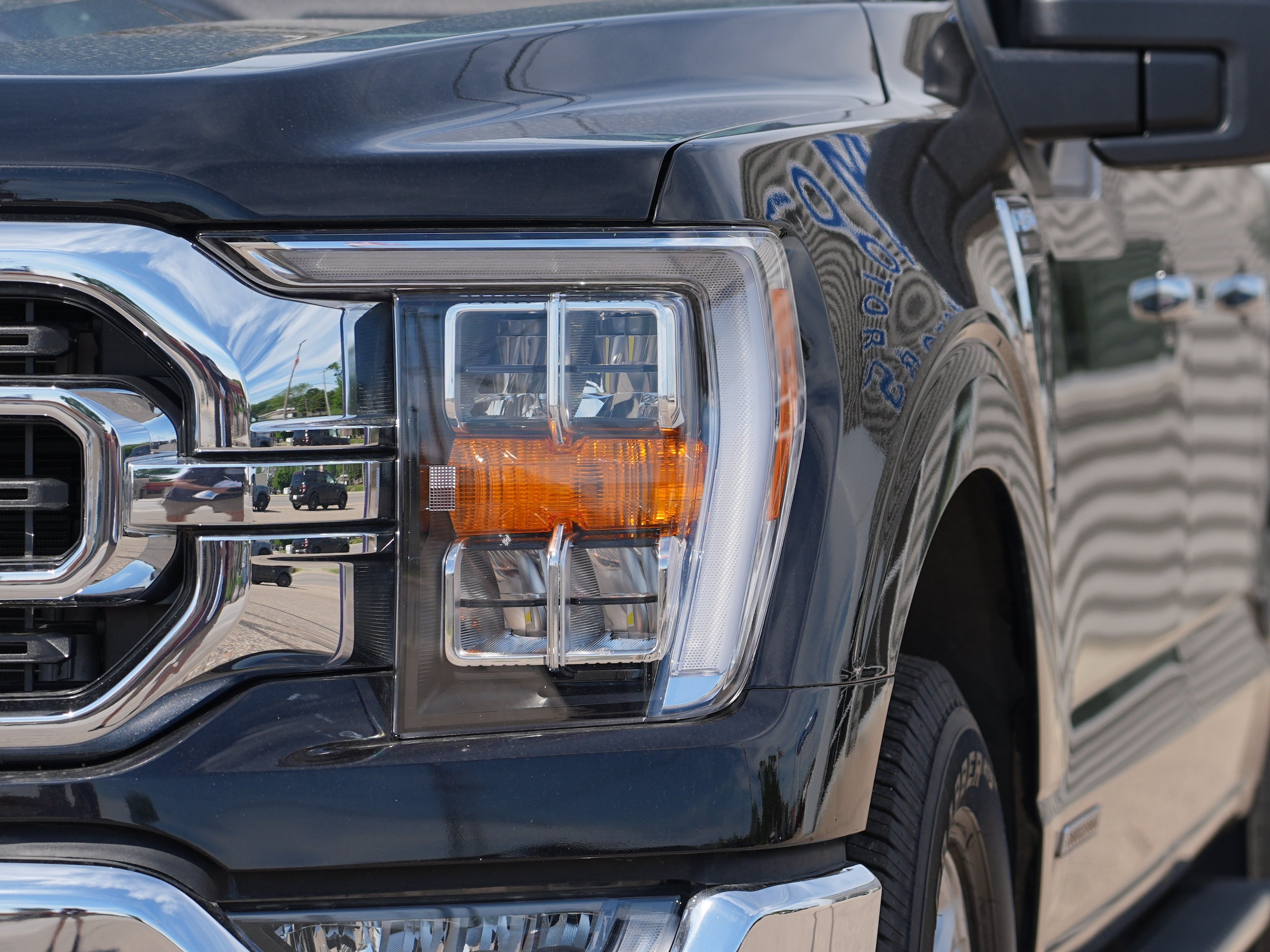 2023 Ford F-150 XLT - Photo 9