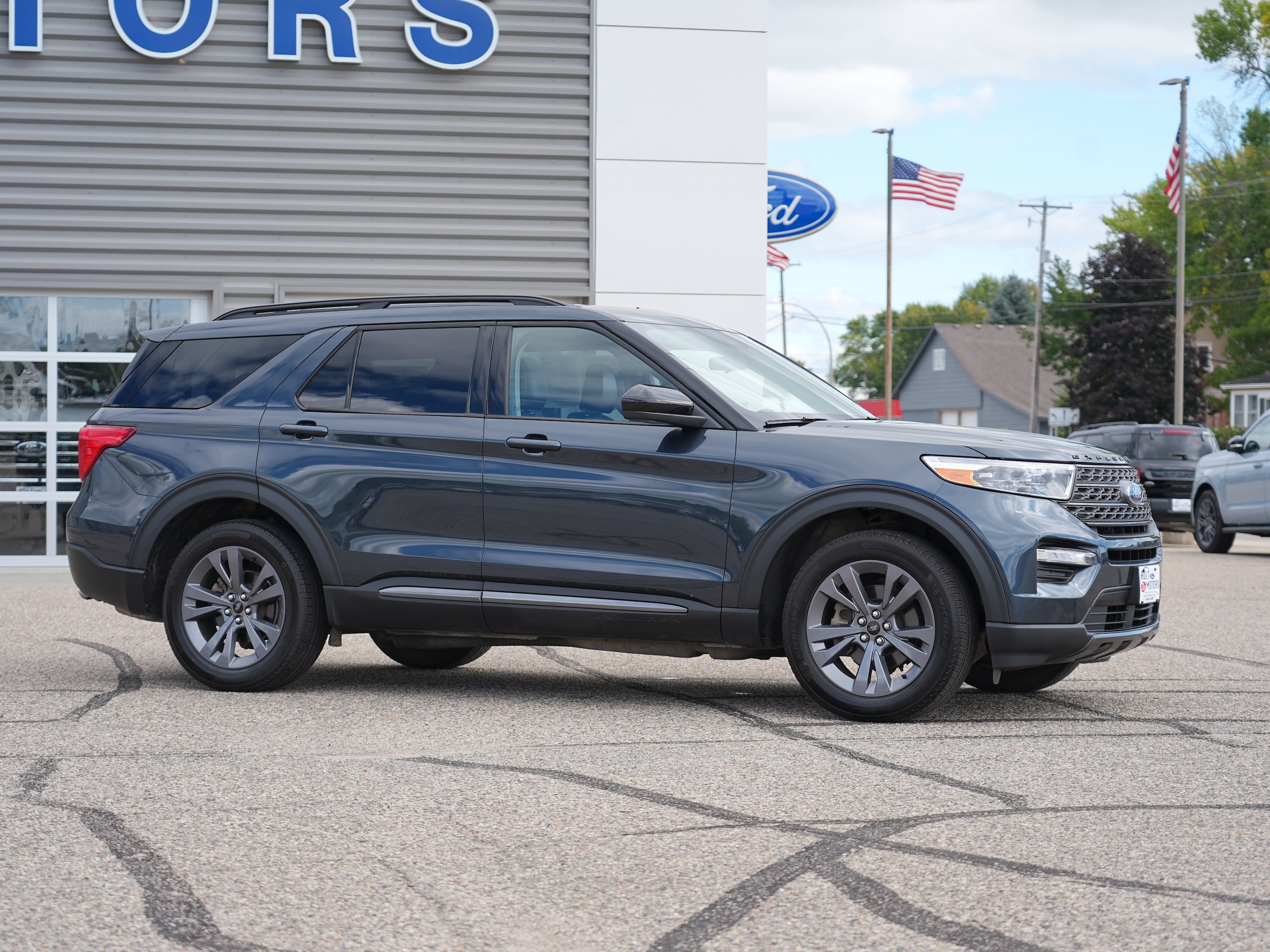 Used 2024 Ford Explorer XLT with VIN 1FMSK8DH4RGA88133 for sale in Cokato, Minnesota