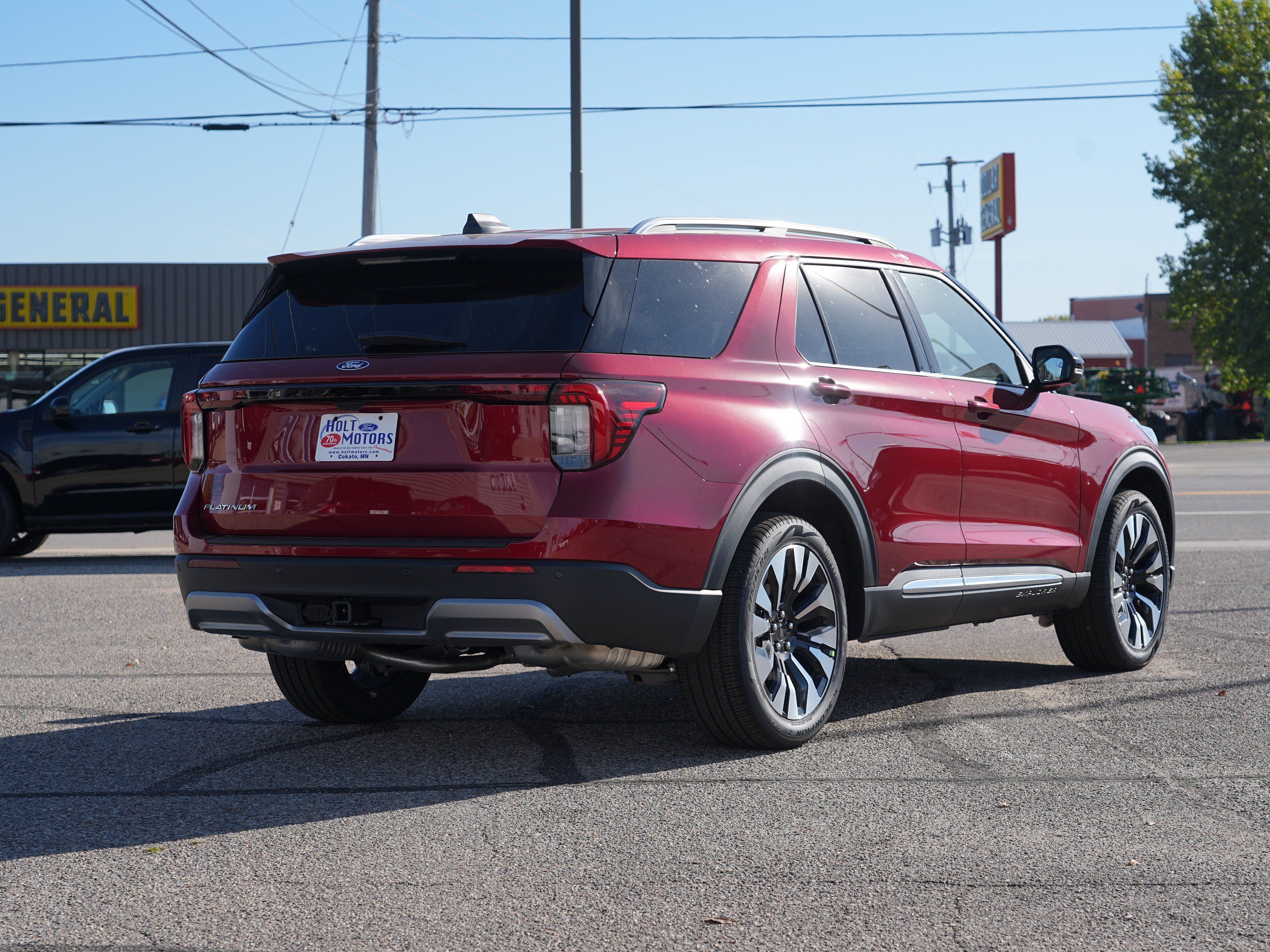 New 2027 Ford Explorer Platinum SUV