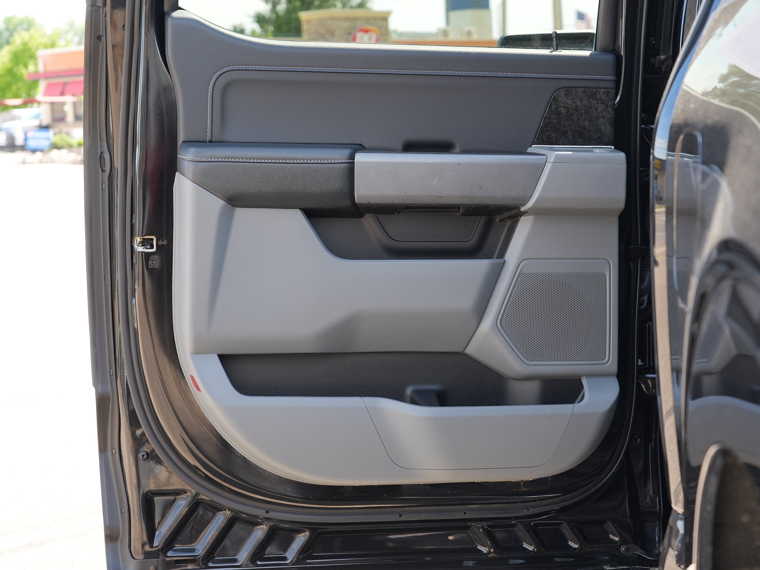 2023 Ford F-150 XLT - Photo 19