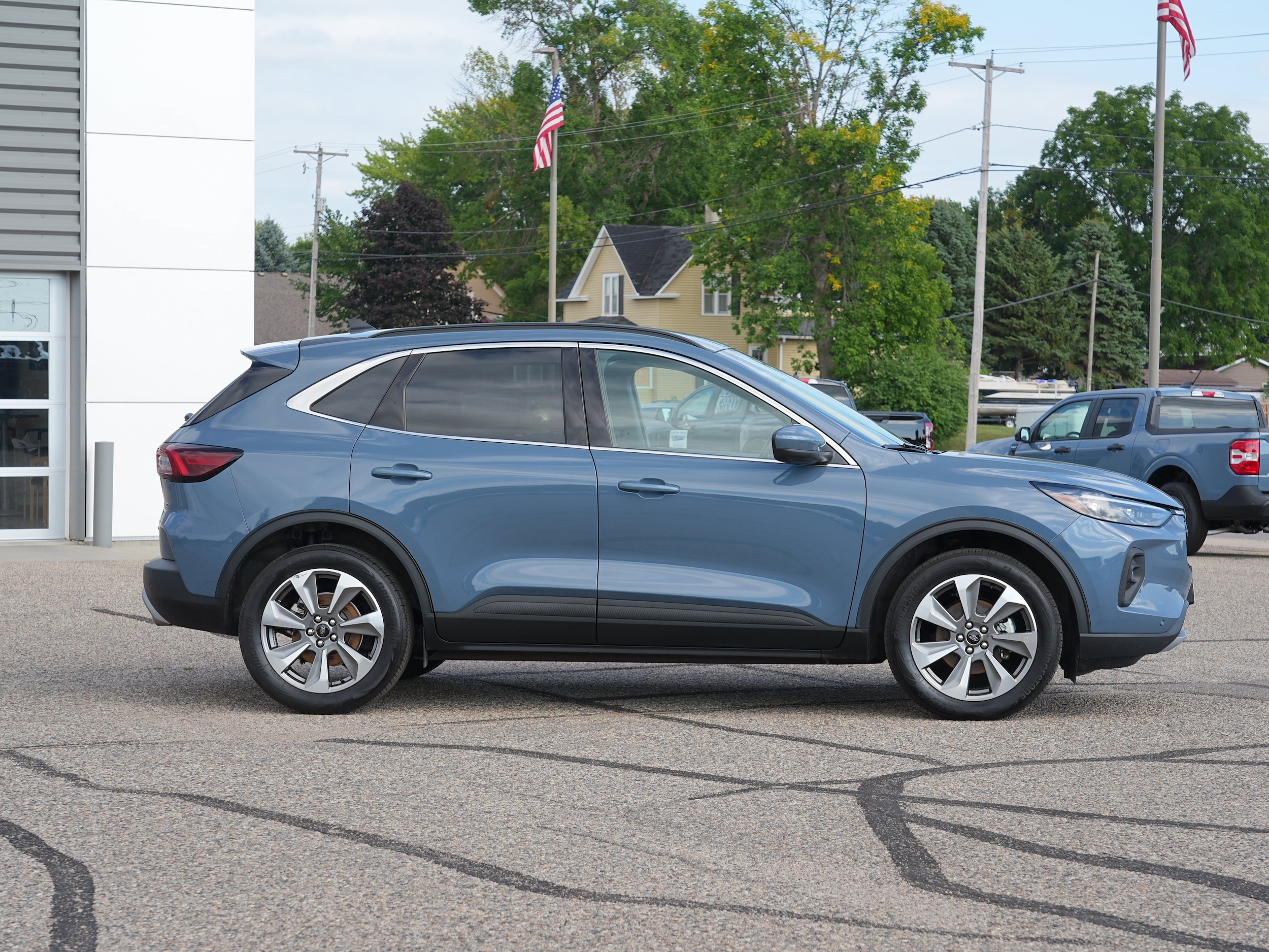 Used 2025 Ford Escape Platinum with VIN 1FMCU9JAXSUA08756 for sale in Cokato, Minnesota