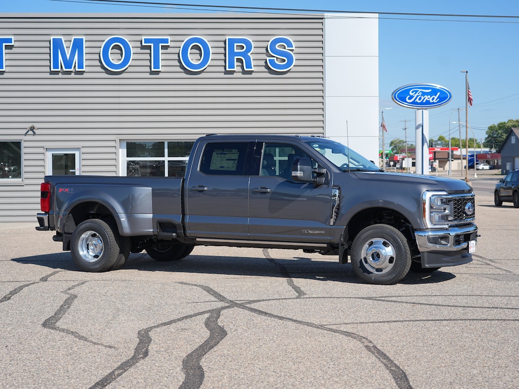 New 2026 Ford F-350SD Lariat Truck