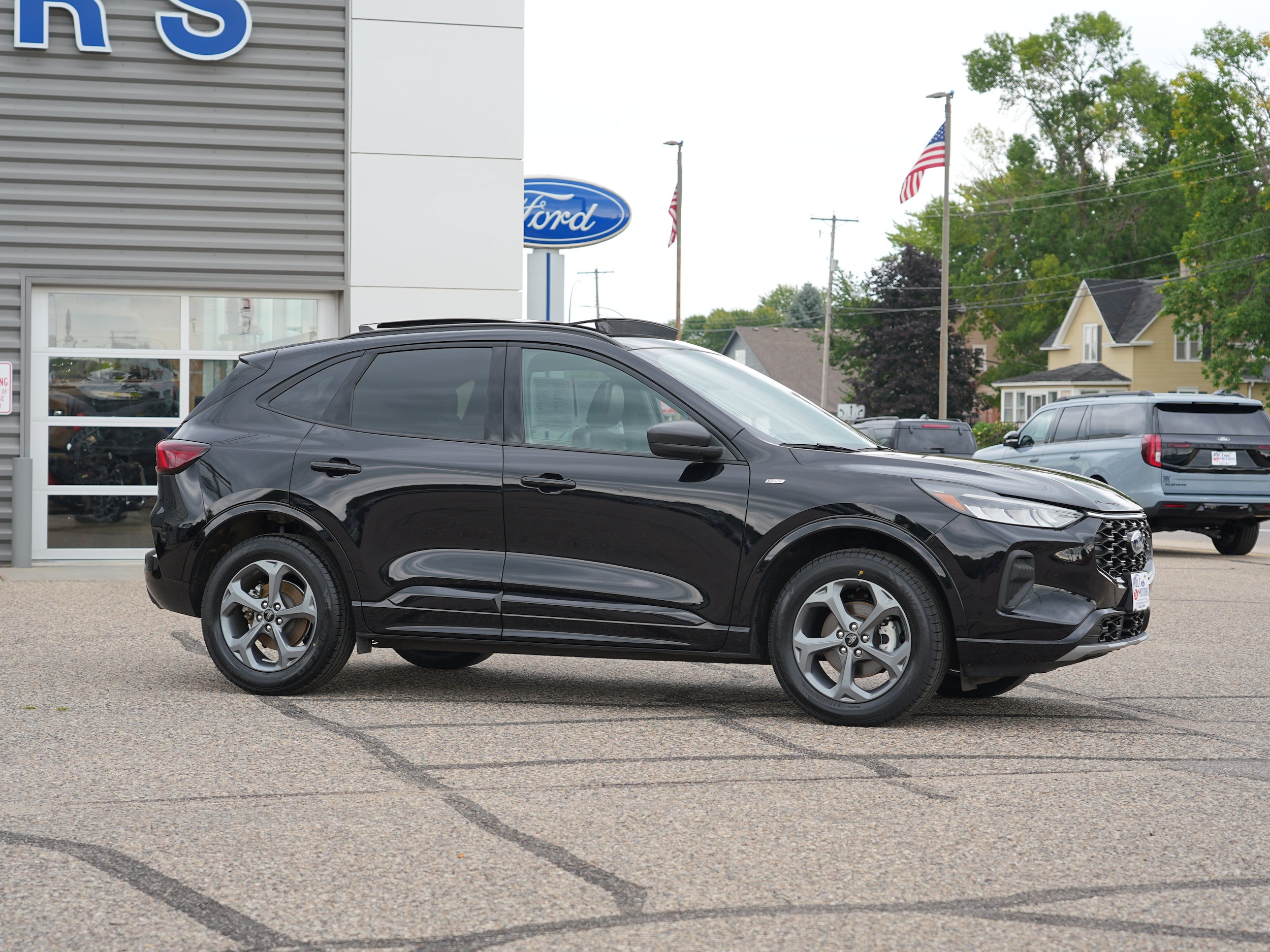 Used 2024 Ford Escape ST-Line with VIN 1FMCU9MN5RUA33234 for sale in Cokato, Minnesota