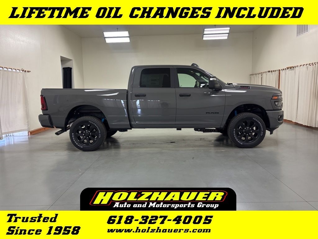 New 2026 Ram 2500 BIG HORN CREW CAB 4X4 6'4 BOX Pickup