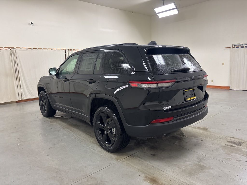 2025 Jeep Grand Cherokee Altitude - Photo 6