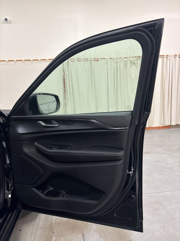 2025 Jeep Grand Cherokee Altitude - Photo 34