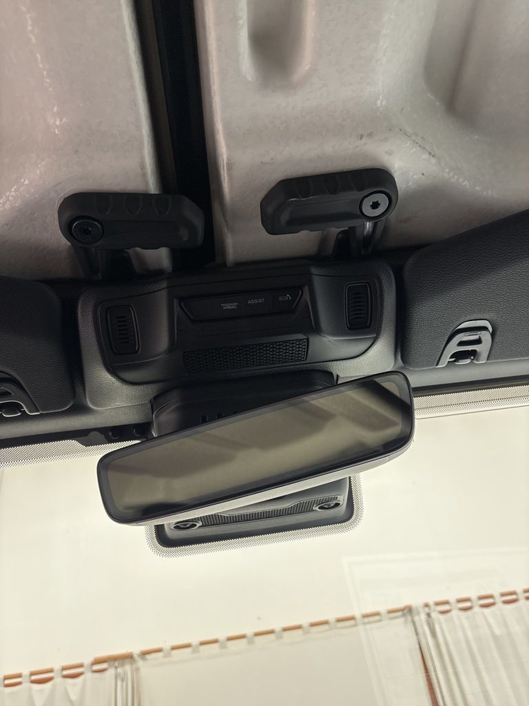 2025 Jeep Wrangler 4-Door Sahara - Photo 14