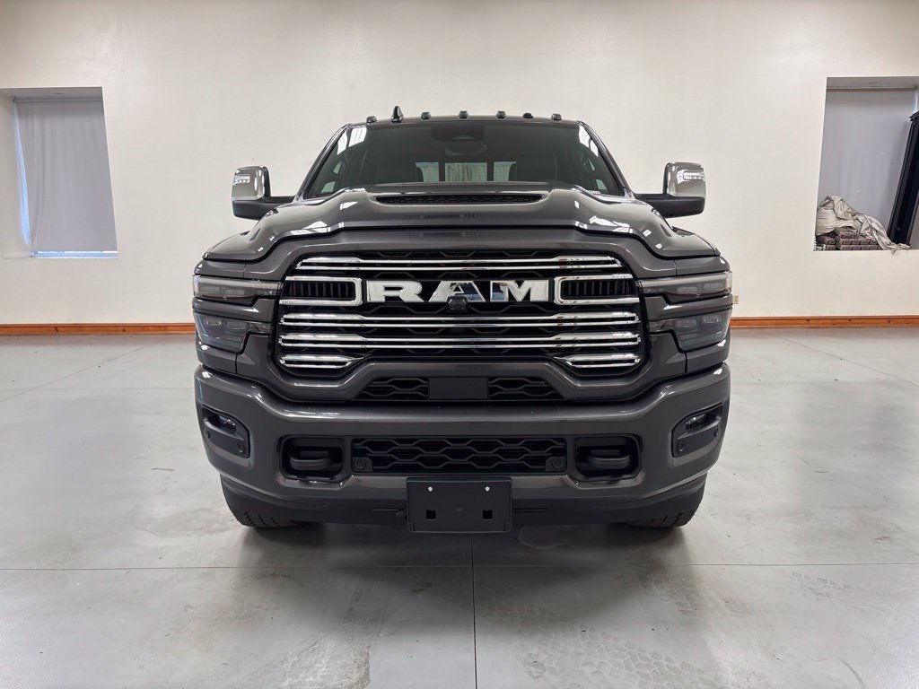 New 2027 Ram 2500 LARAMIE CREW CAB 4X4 6'4 BOX Pickup