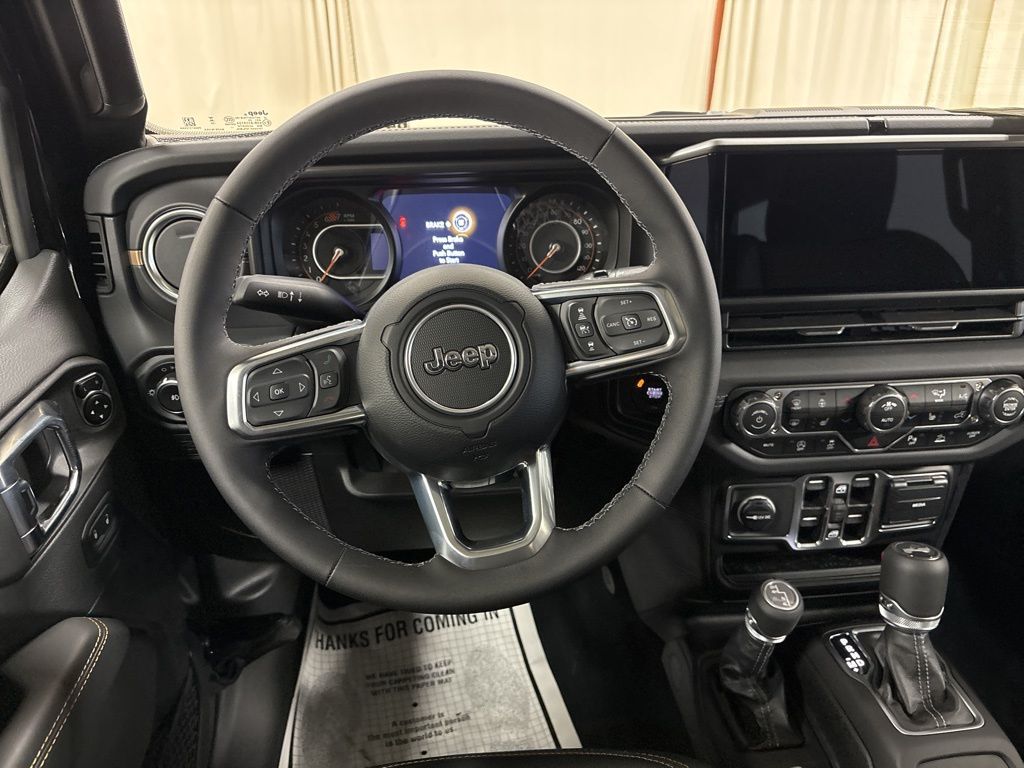 2025 Jeep Wrangler 4-Door Sahara - Photo 17