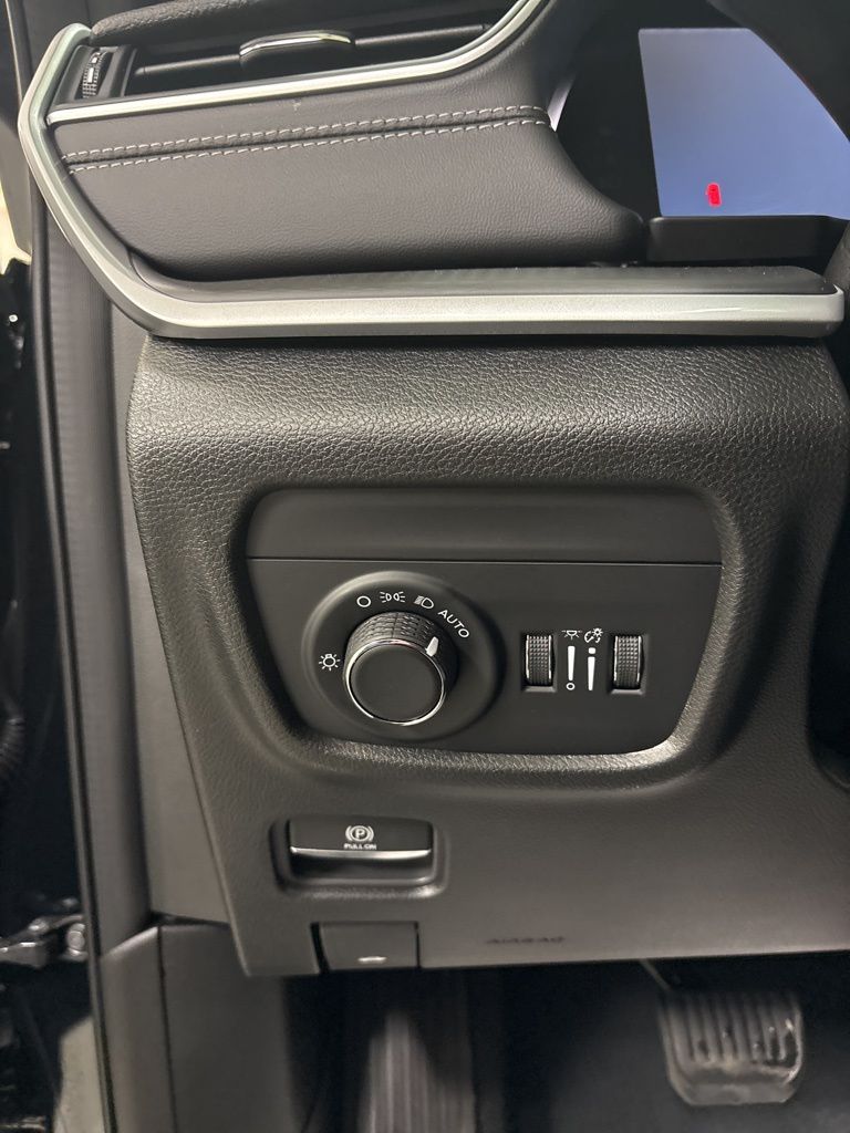 2025 Jeep Grand Cherokee Altitude - Photo 10