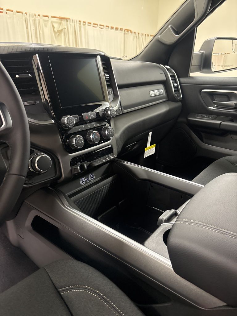 2026 RAM 1500 Big Horn/Lone Star - Photo 16