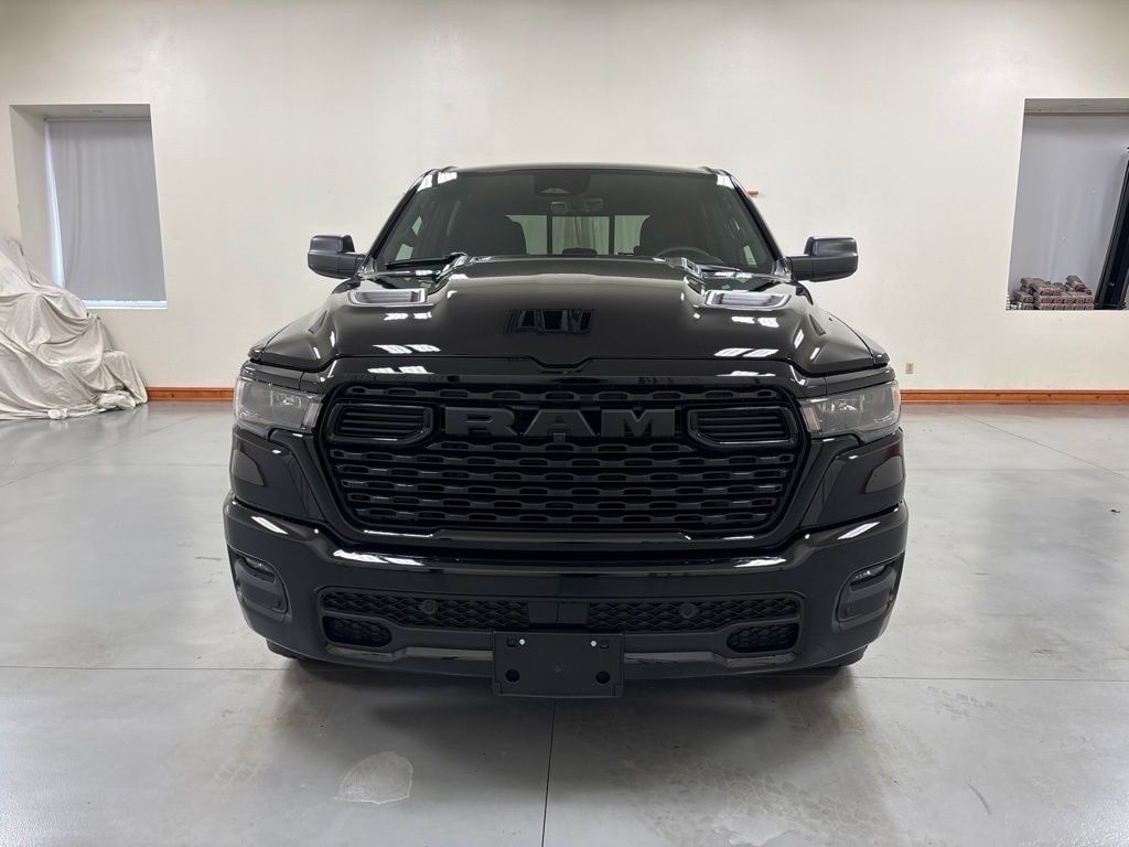 New 2026 Ram 1500 EXPRESS CREW CAB 4X4 5'7 BOX Pickup