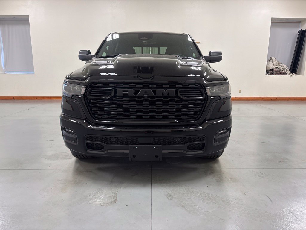New 2027 Ram 1500 EXPRESS CREW CAB 4X4 5'7 BOX Pickup