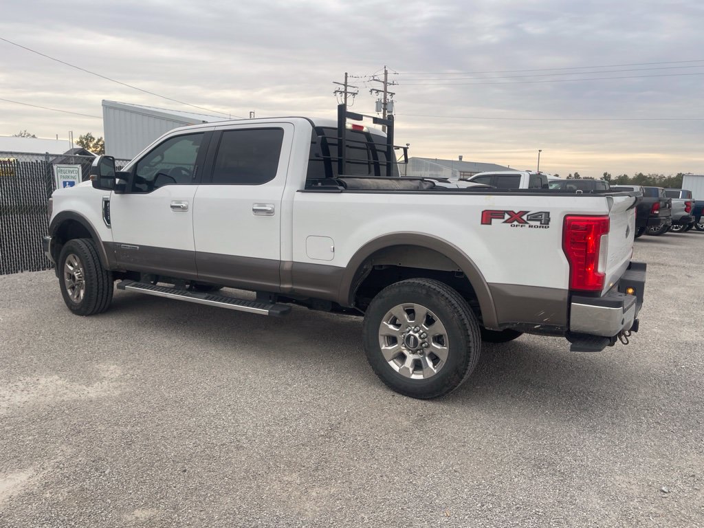 Used 2018 Ford F-250SD Lariat Truck