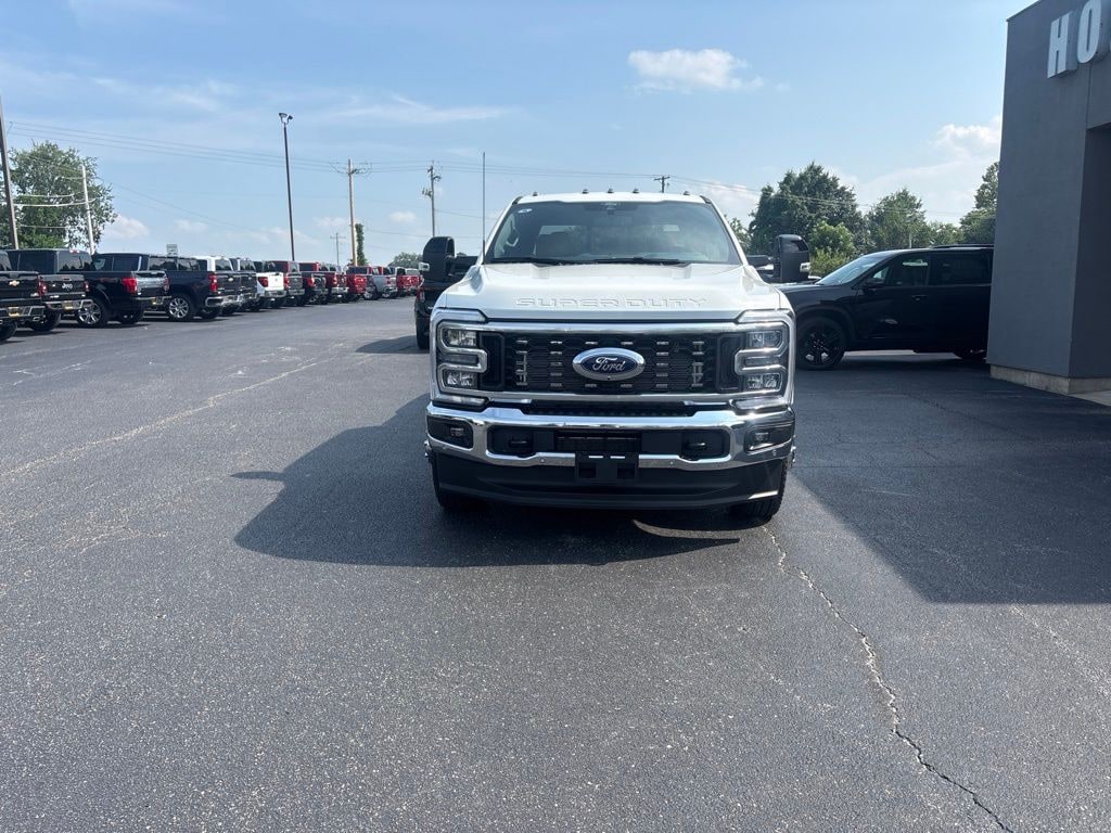 New 2026 Ford F-350SD Lariat Truck