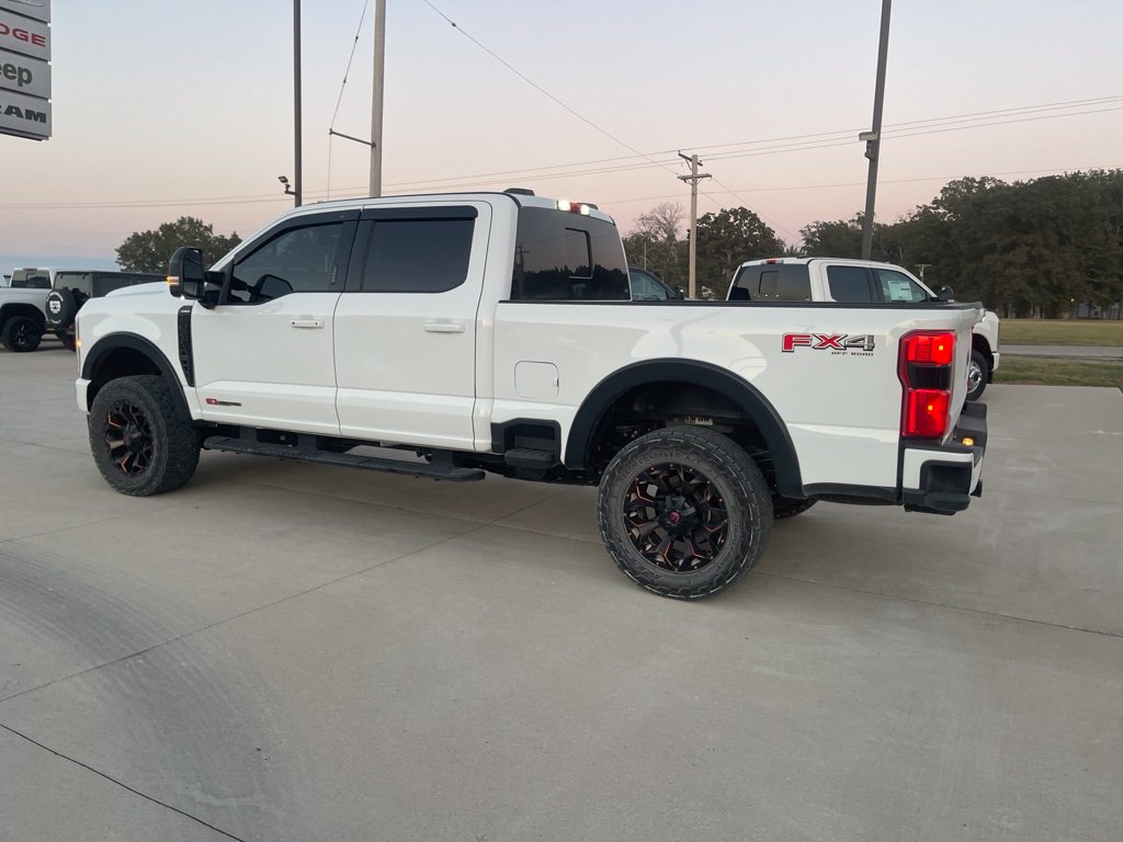 Used 2024 Ford F-350SD Lariat Truck