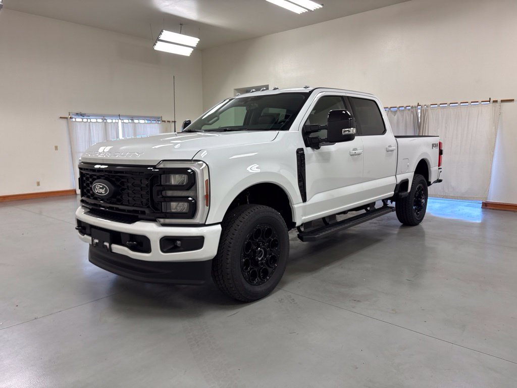 New 2027 Ford F-250SD Lariat Truck