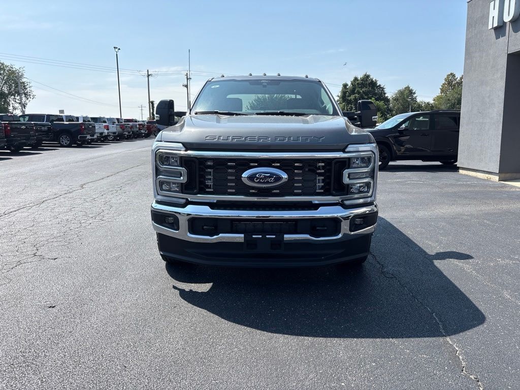 New 2026 Ford F-350SD Lariat Truck