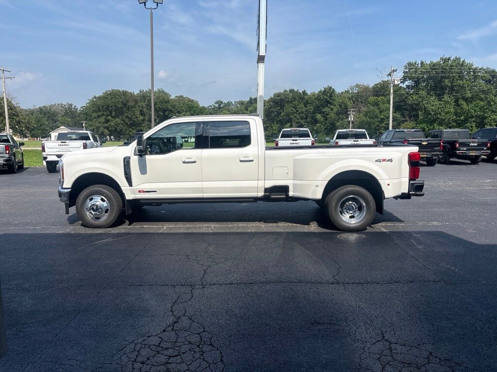 New 2026 Ford F-350SD Lariat Truck