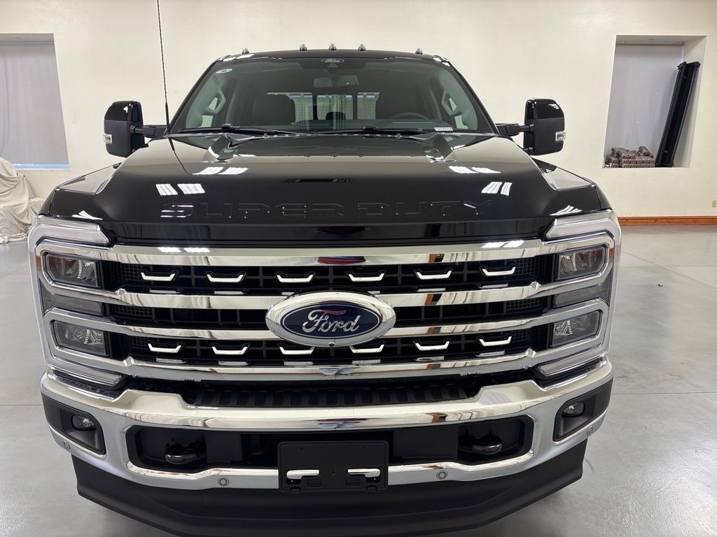 New 2026 Ford F-350SD Lariat Truck