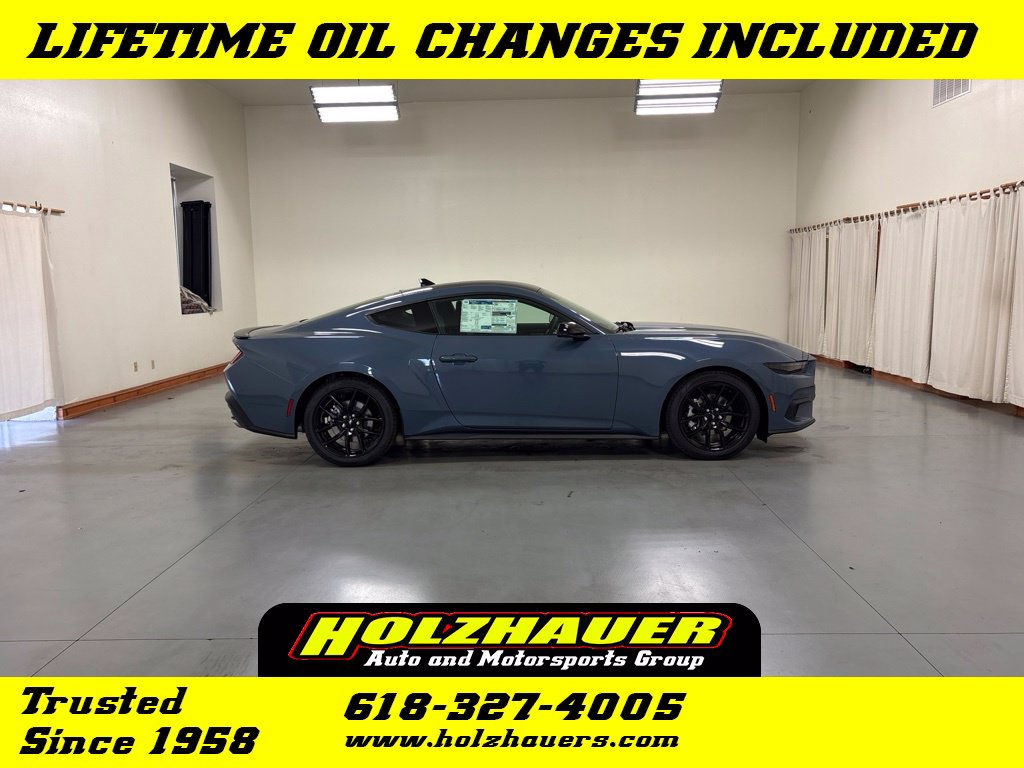 2026 Ford Mustang Coupe 