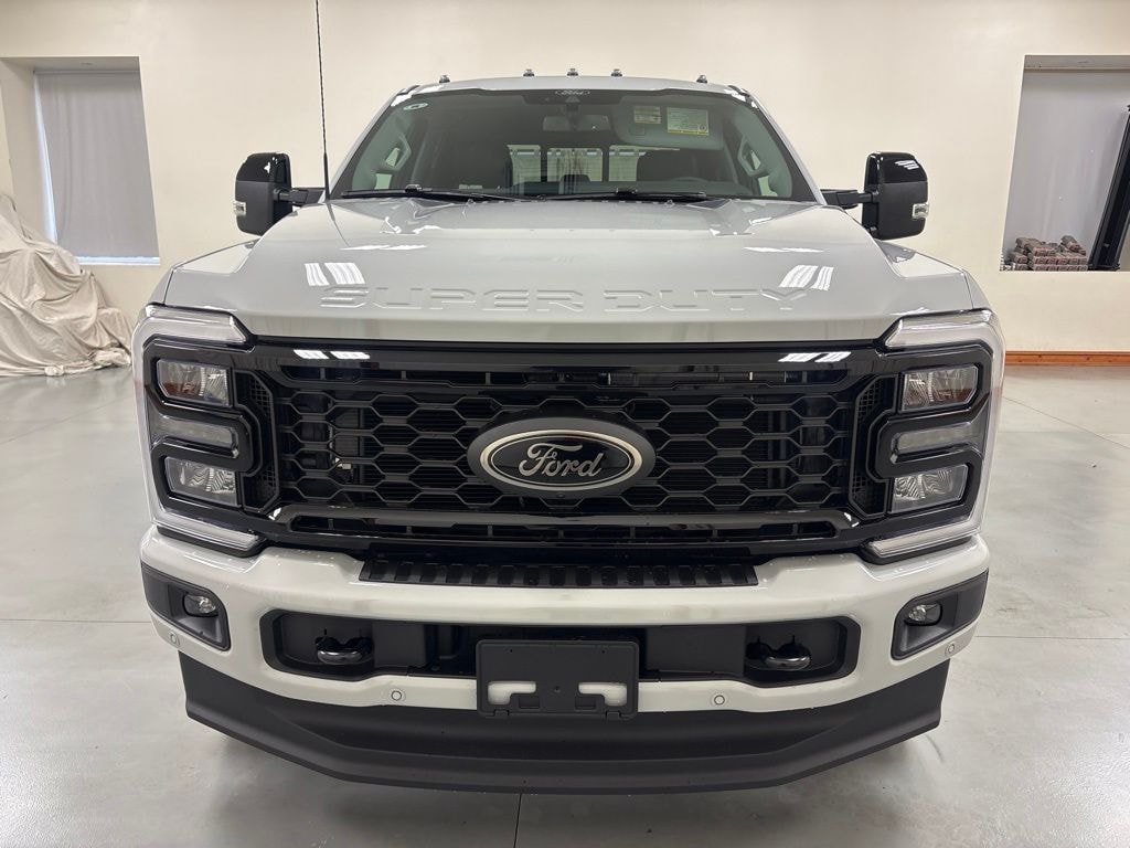 New 2026 Ford F-250SD Lariat Truck