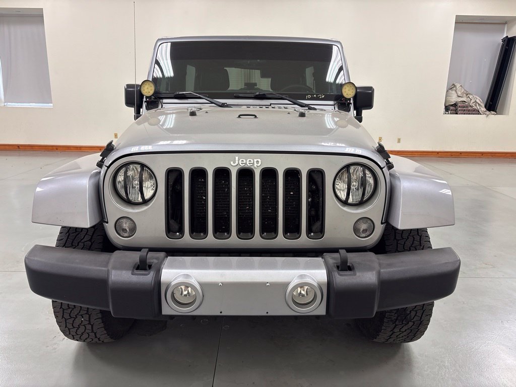 Used 2016 Jeep Wrangler Unlimited Sahara SUV