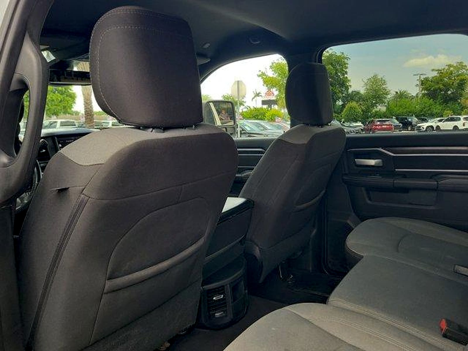 2024 RAM Ram 3500 Pickup Big Horn - Photo 15