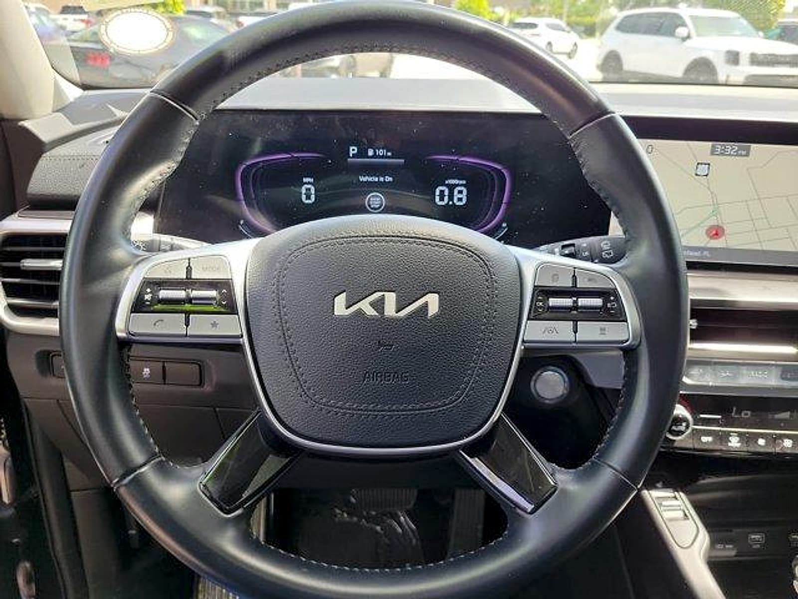 2024 Kia Telluride S - Photo 23