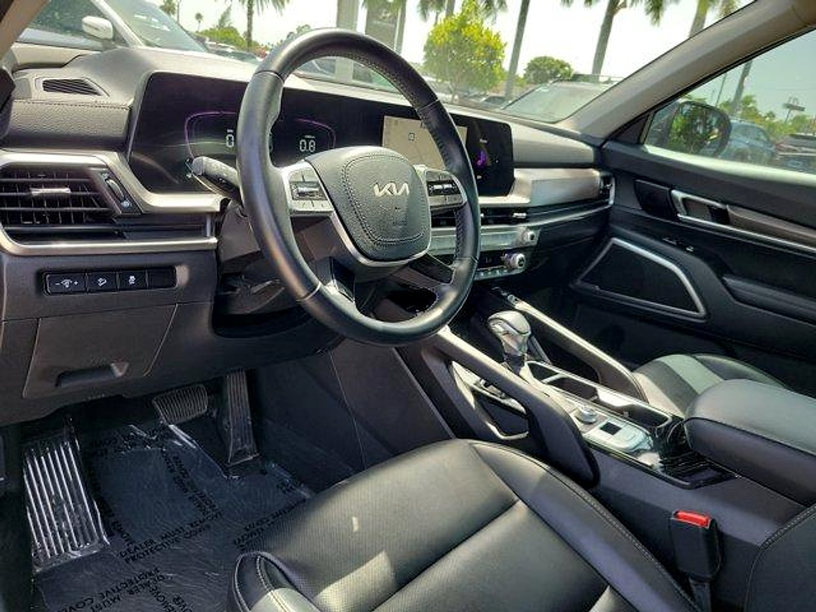2024 Kia Telluride S - Photo 11