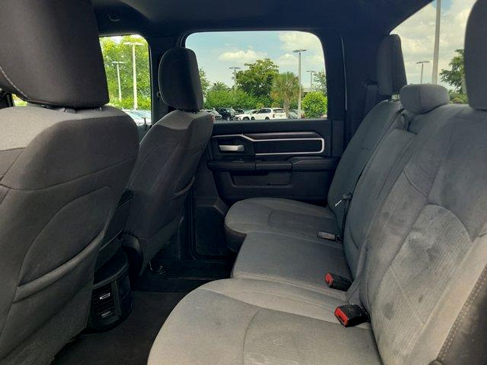 2024 RAM Ram 3500 Pickup Big Horn - Photo 14