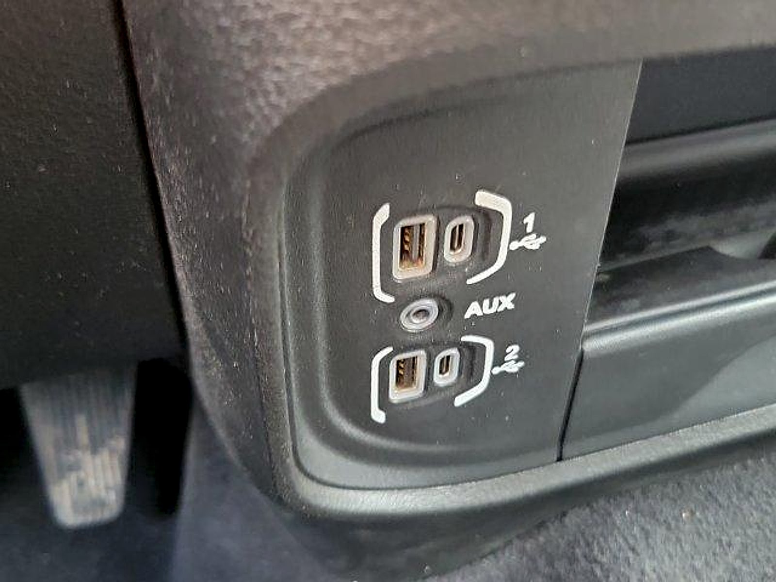 2024 RAM Ram 3500 Pickup Big Horn - Photo 34
